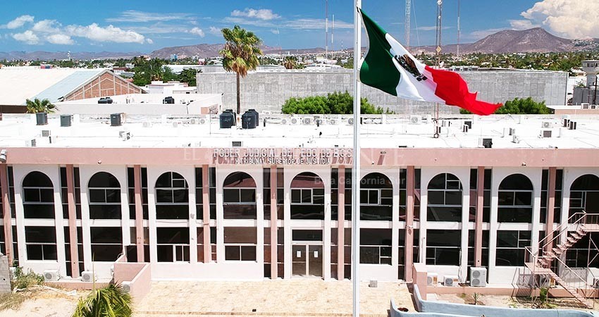 TSJE compromete reunión con manifestante; continúa en huelga de hambre