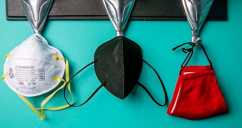 ¿Cuál es el cubrebocas más eficaz para prevenir la Covid-19 en interiores? Estudio lo revela