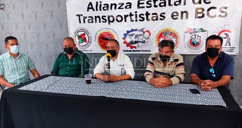 Favoritos de gobiernos panistas ahora quieren desestabilizar al transporte: Alianza