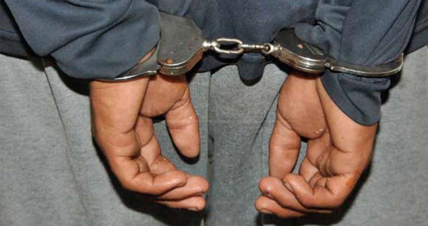 “Cayó” masculino relacionado con varios asaltos a  mano armada en La Paz