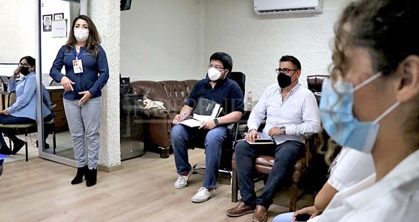 Brindaron taller de auxilio psicológico a personal de la comisión de derechos humanos•