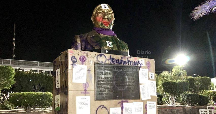 Omar Zavala: “Respetamos la lucha, aunque discrepamos de las formas”, luego de daños al palacio de gobierno por el 8M