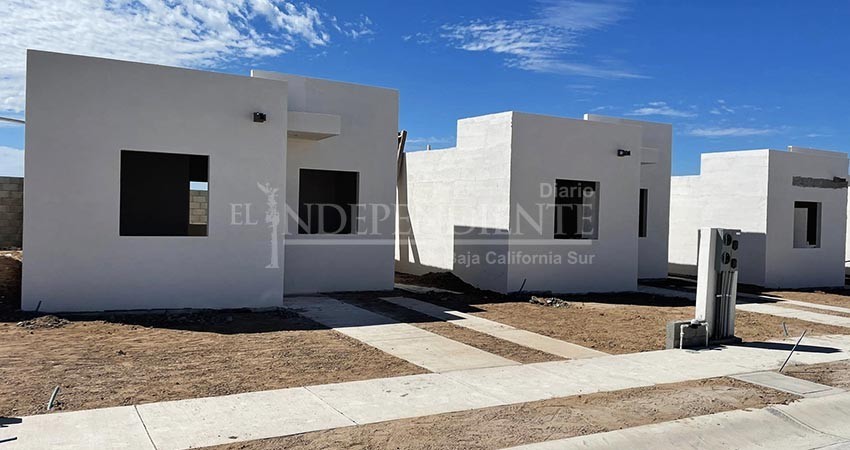 Mejoraremos los programas, la administración pasada entregaba un cuarto de madera sin baño: Villarreal González