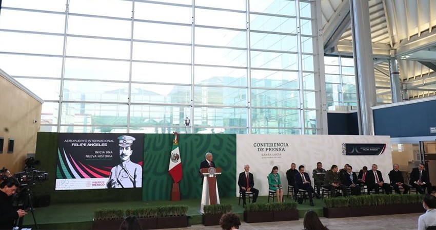 "Misión cumplida", exclama AMLO tras inicio de operaciones de AIFA