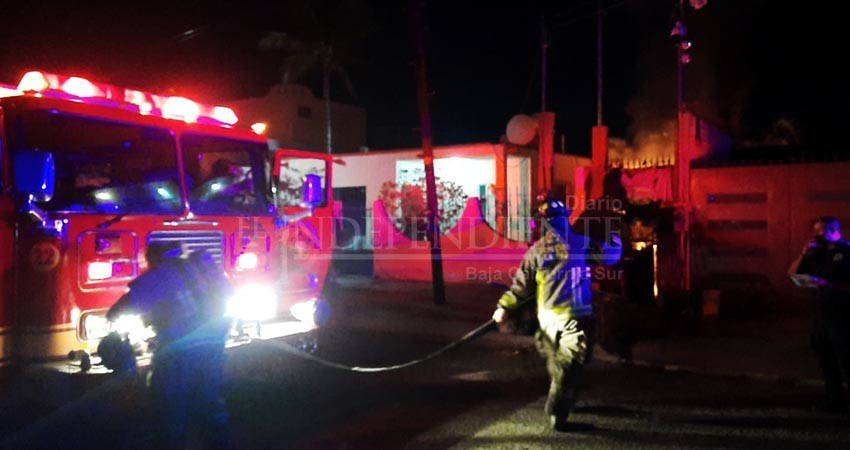 Fue a la tienda y al regresar encontró su casa en llamas