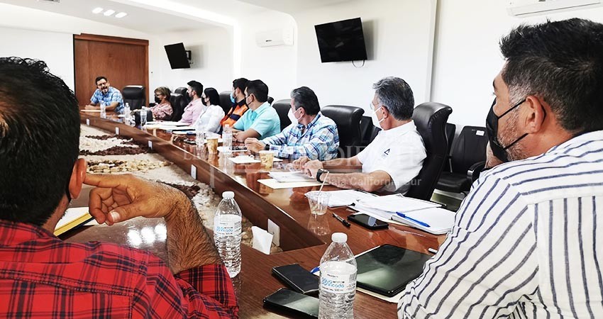 Ayuntamiento Los Cabos atiende solicitudes de CANACO para mejorar la atención en trámites de sus afiliados