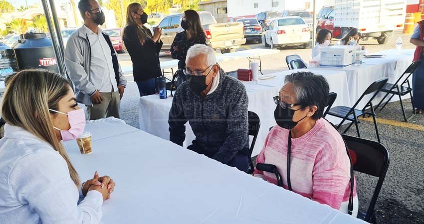 De manera personalizada, atienden y solucionan peticiones ciudadanas en la delegación de CSL