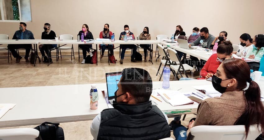 Capacitan a profesores para mejorar atención a niños migrantes en BCS