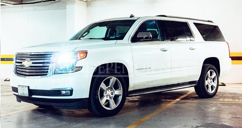 Compraremos ambulancias con la venta de las camionetas blindadas: Víctor Castro