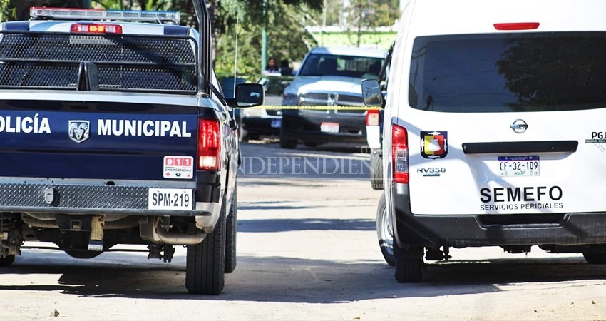 Mujer encuentra a su esposo sin vida dentro de su domicilio