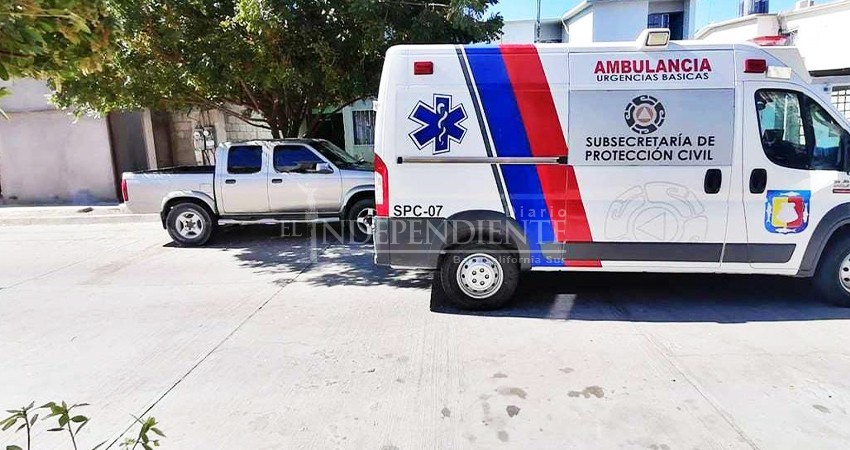 Se lesionó ambos brazos con un cuchillo porque lo dejó su novia