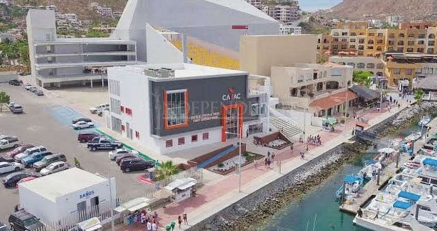 Turista Canadiense es protegido por el Gobierno de Los Cabos tras ser desalojado por un hotel del destino
