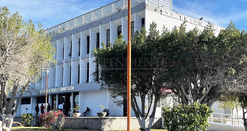 Falso que hemos contratado más deuda: Finanzas BCS