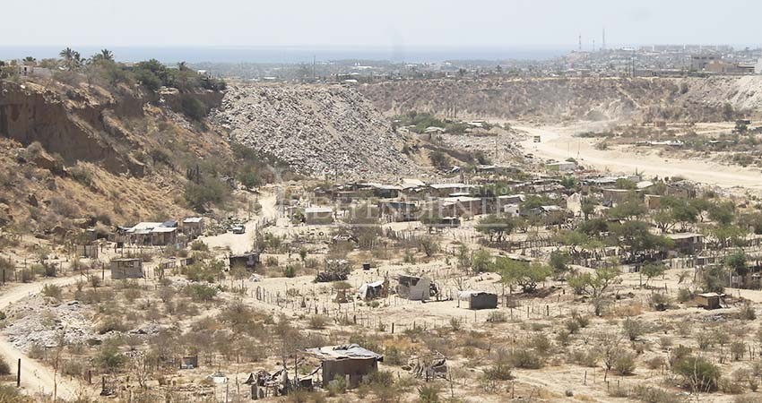 Al menos 45 mil personas están asentadas en zona de riesgo en Los Cabos