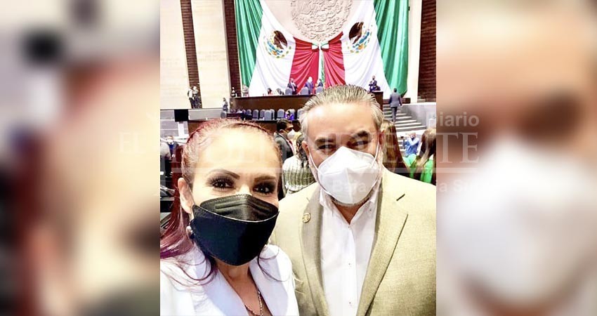 "No somos traidores a la patria": diputados del PAN