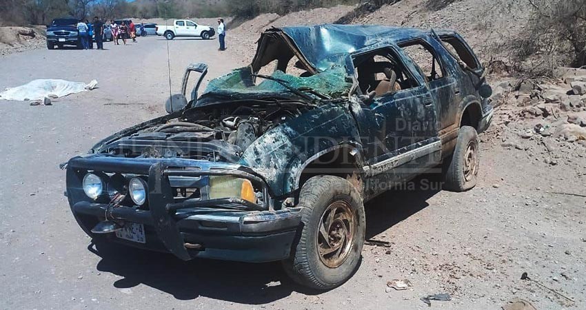 Muere adolescente por volcadura en Loreto