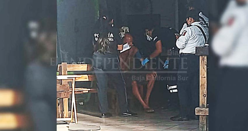 Riña entre turistas manda uno al hospital y otro a la cárcel