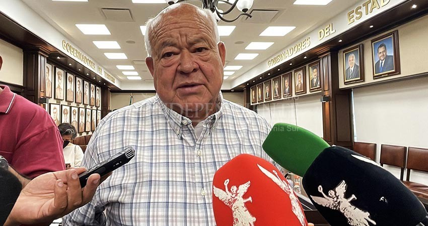 Faltan 100 especialistas en BCS pero nadie quiere ir a vivir al desierto: Víctor Castro