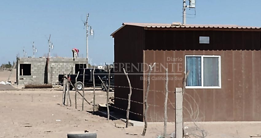 No descartan denuncias contra ex funcionarios por “casas” de madera: Villarreal González