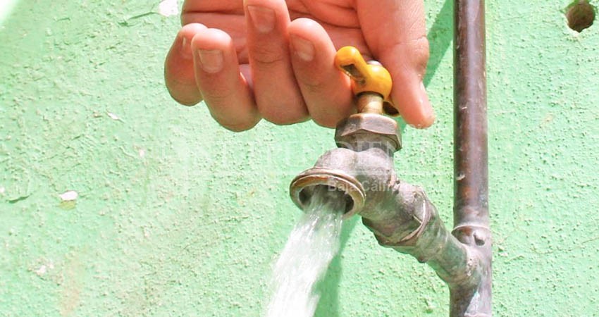 Colonia Pitahayas de CSL contarán con red de agua potable