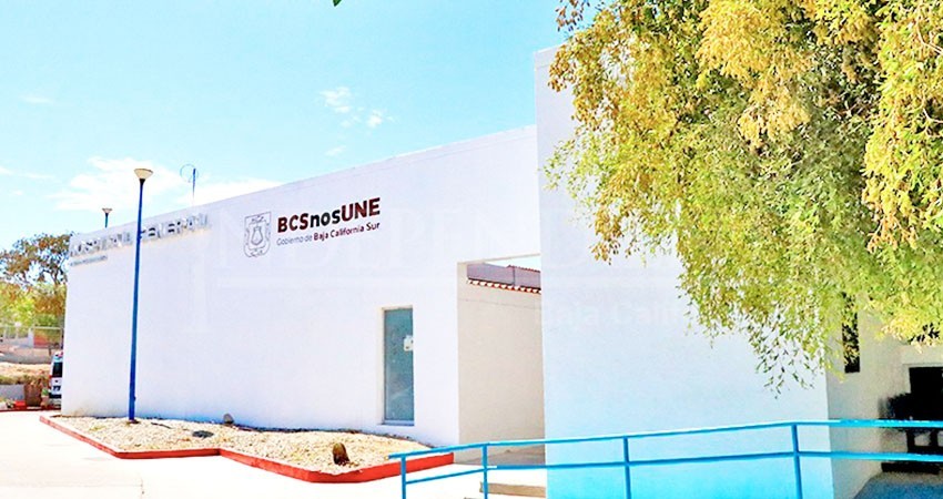 Gobierno estatal equipa con mastógrafo digital al hospital general de CSL