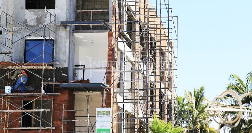 Para fortalecer la transparencia, proyecta el Ayto Los Cabos implementar el uso de cámaras corporales en inspectores de obras