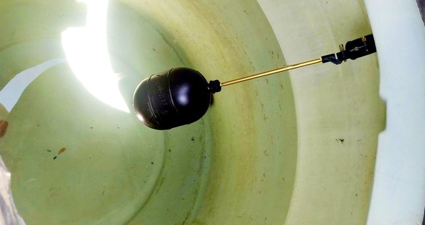 Amenazan al Ayto con cerrar entrada a La Paz si no suministran agua