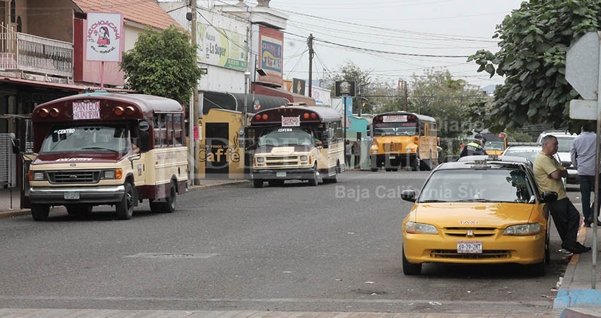 No están contempladas más concesiones de transporte para La Paz: Castro Cosío
