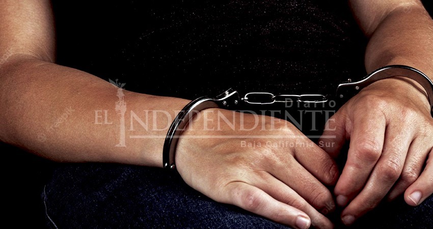 Mujer queda vinculada a proceso por no permitir a un menor de edad de convivir con su padre