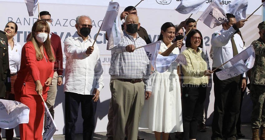 En BCS dan el banderazo nacional del operativo de seguridad vacacional 2022