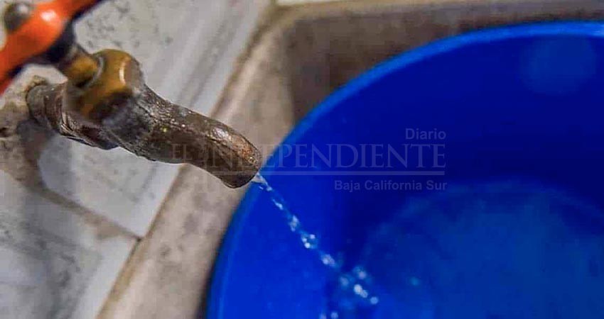 Tandeo de agua varía entre 90 y 110 colonias diarias: Alcaldesa de La Paz