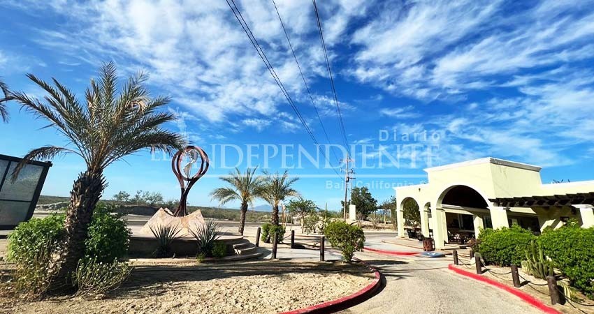 Reactiva Fomento Económico plaza comercial en el Trópico de Cáncer