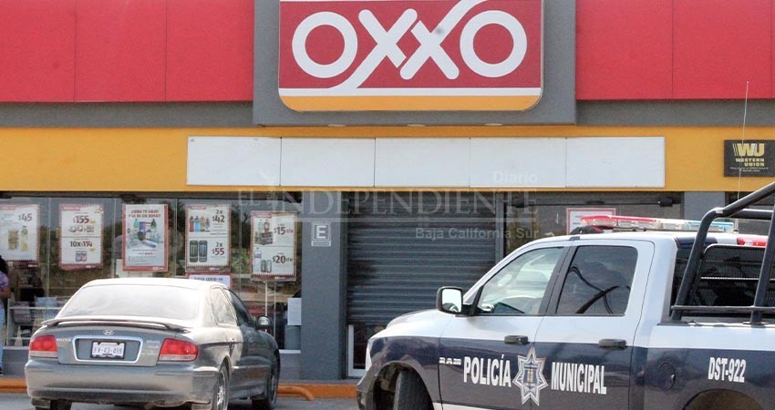 Confirma la alcaldesa de La Paz denuncias por cobro de piso a comercios