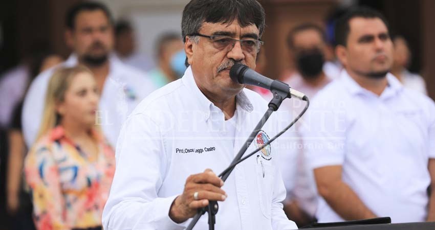 No habrá enroques injustificados, todos trabajan: Leggs Castro