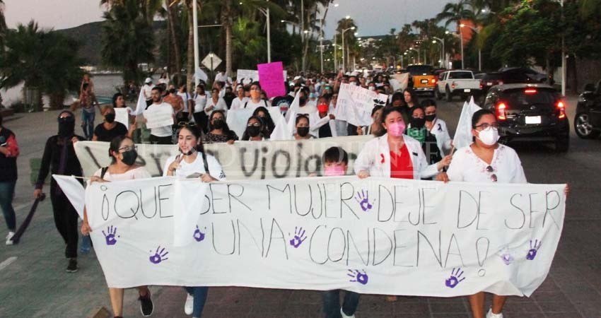 Exige población justicia para la doctora violentada y seguridad para la población