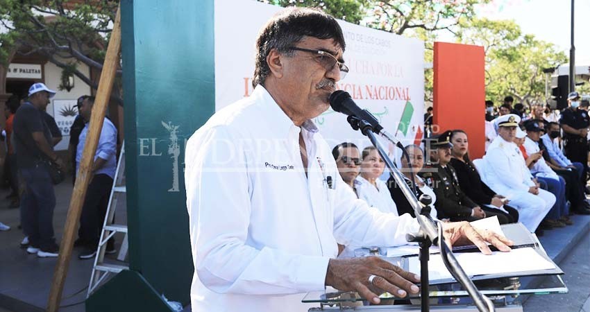 Construyamos esta gran hermandad, porque en la unidad de los mexicanos está la fortaleza de nuestra patria: Leggs Castro