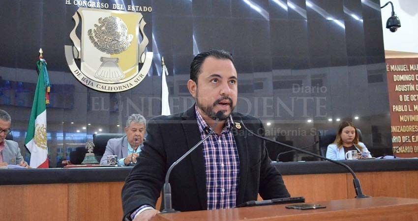 Busca PT equilibrar el desarrollo social con el desarrollo turístico en BCS