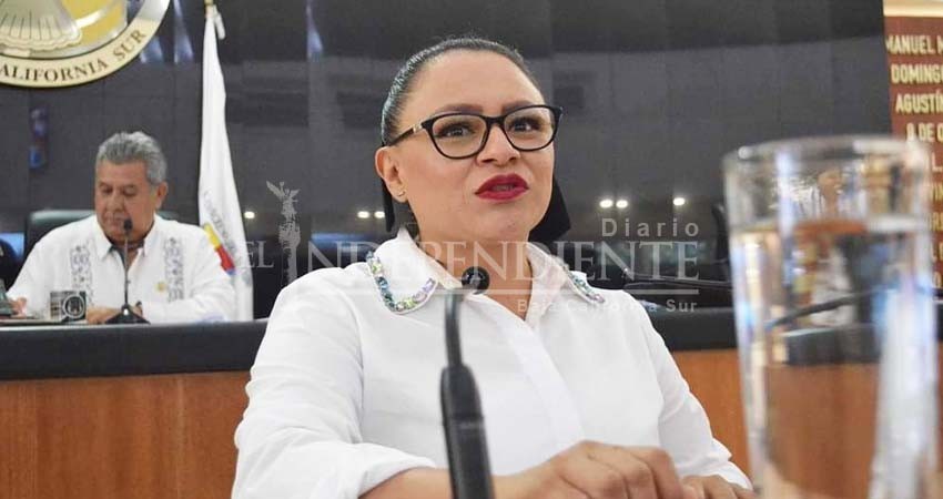 Se pronuncian en el Congreso BCS a favor de trabajadores de la educación compensados