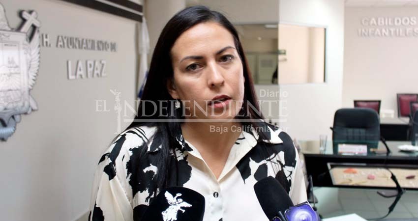 Asegura alcaldesa de La Paz “Regularizamos servicios abandonados en un año”