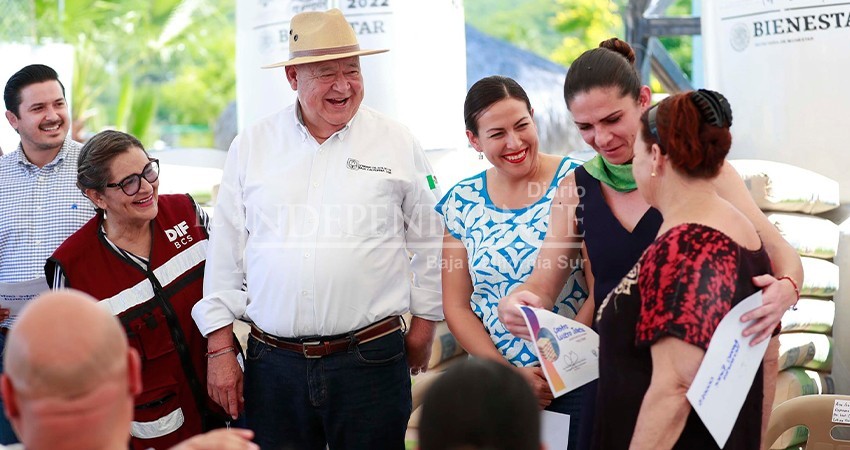 Visita gobernador Castro Cosío, zona rural de La Paz