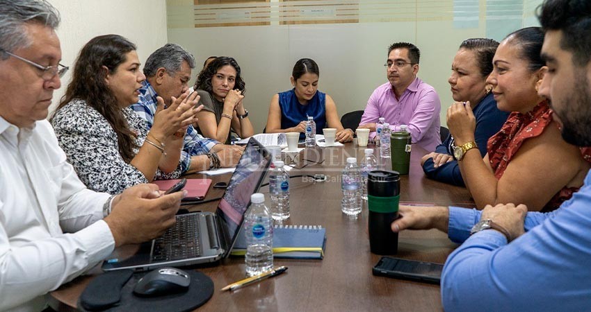 Socializa Comisión de Transparencia iniciativa de Nueva Ley de Archivos con organismos