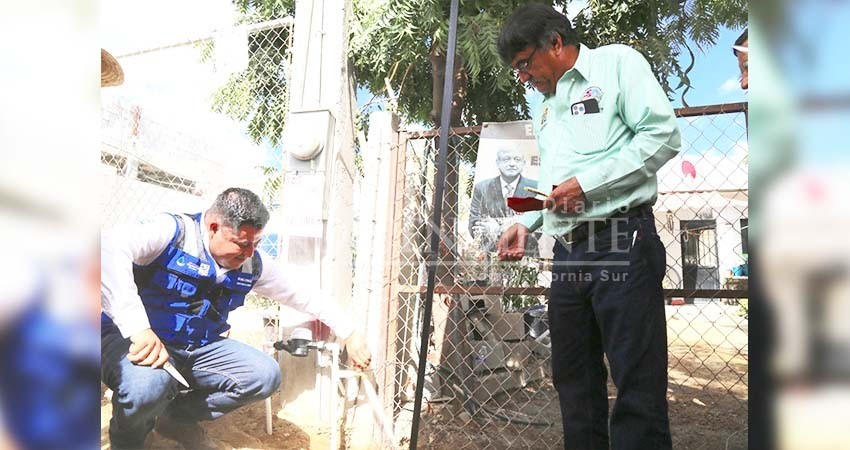 Entregan nueva red de agua potable en colonia Aztecas de CSL