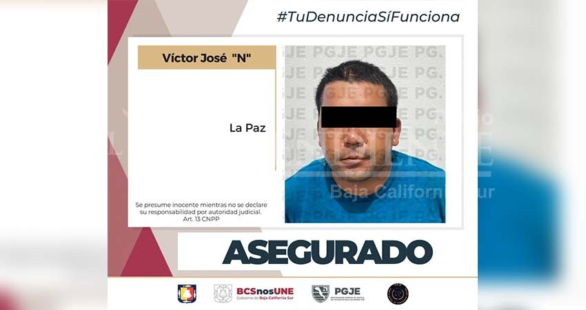Aseguran a un masculino con 2 armas largas tipo fusil calibre .223 una corta y droga en Juan Domínguez Cota