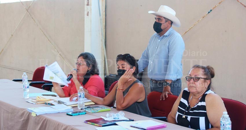 Vuelven problemas al Ejido Todos Santos; acusa presidenta de invasión