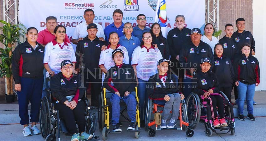 Abanderan a atletas paralímpicos de BCS