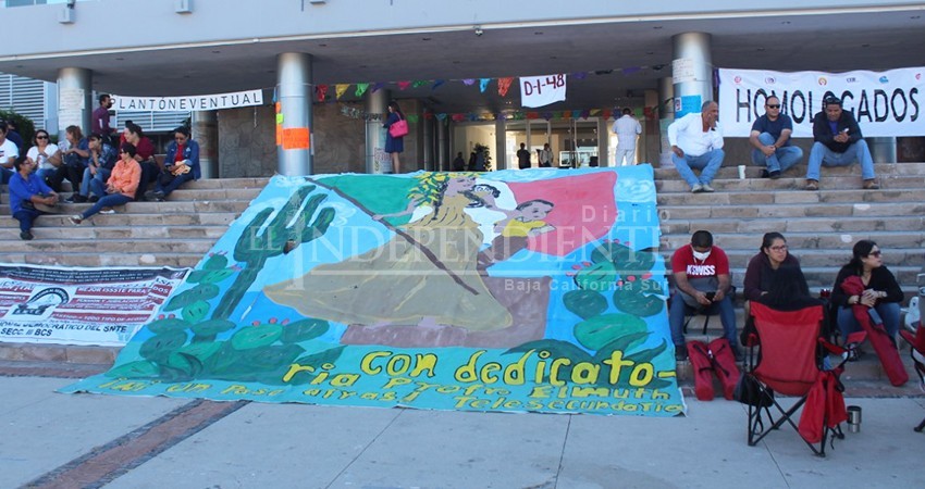 Por paro no habrá descuentos, “a partir del lunes la historia cambia”: SEP