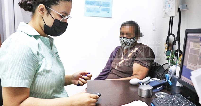 Centros de Salud en BCS  mantienen permanente atención a pacientes con diabetes