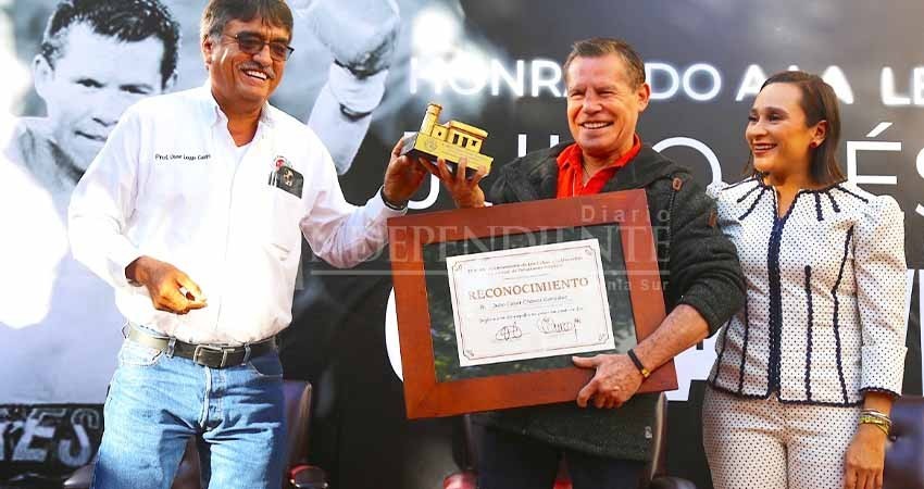 “Campeón, Los Cabos es tu casa”; el Gobierno municipal honró la amplia trayectoria del boxeador mexicano Julio César Chávez