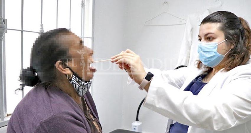 Pruebas COVID en Centros de Salud se realizan conforme la valoración médica