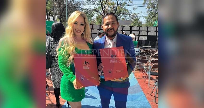 Entrenador y atleta sudcalifornianos recibieron premio "Luchador Olmeca"